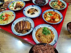 -蓝田九大碗民俗食府(蓝田店)