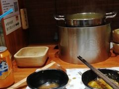 -独食火锅·半米屋台(直营总店)