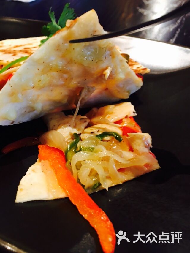 bluefrog蓝蛙(远洋乐堤港店)鸡肉墨西哥风味薄饼图片 - 第4张