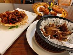 沙姜盐焗乳鸽-黄但记老店·陈村粉食府