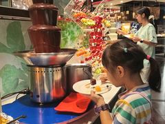 -四海一家自助餐(益田假日广场店)