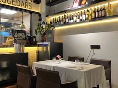 -LESCEDARS Brasserie Bistro香柏树