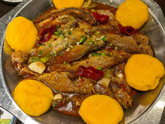 -靠山屯东北农家菜(八龙桥雅苑店)