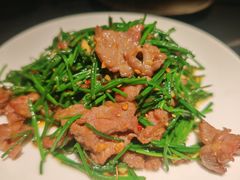 沙葱爆羊里脊-阿里家·新疆烤肉酒場 by MIG