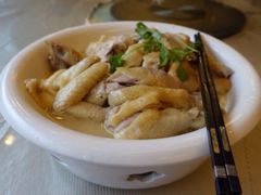 -东豪园林海鲜酒家(南港路辅路店)