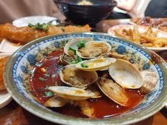 -爆炸头阿姨小四川正宗川味小吃(无任何分店)