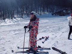 -亚布力新体委滑雪场