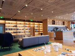 -蔚来中心(北京中关村店)