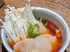 -鑫釜山海鲜烧烤(鑫丰国际店)