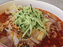 -汗腾格里·风味餐厅(新疆驻京办店)