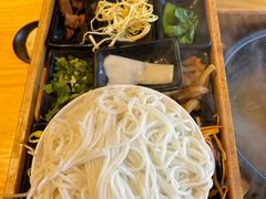 -勺子米线·云南传统小吃市集(四方街店)