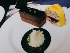 -朗丽兹自助餐厅