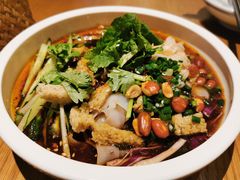 凉皮-村外有星光小食铺(长嘉汇店)