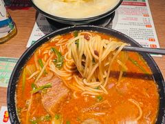 -肥汁米蘭香港米线(定西路店)