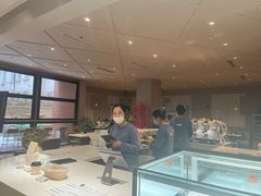 -潮一不贰·法式甜品·生日蛋糕·西式简餐(外滩店)