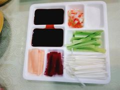 烤鸭包含小料-东四民芳餐厅(世茂工三店)