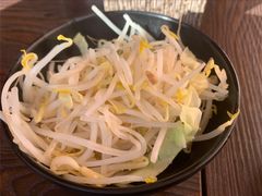 豆芽-拉面莊夢語＆中华料理八椿