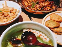 -吃饭皇帝大土家民族菜(正大广场店)