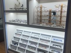 -云镜眼镜加工中心(南环路店)