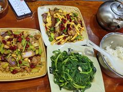 -苗湘食府(十年店)