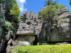 -梭布垭石林景区