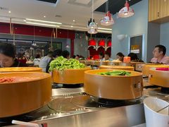 大堂-龍歌自助小火锅(市南金茂湾店)