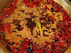 -潮火锅·麻辣牛肉火锅(观音桥方圆·LIVE店)