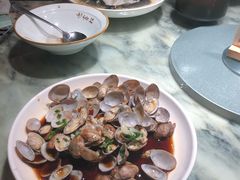 -梁家大院•农家菜(昆山会展中心店)