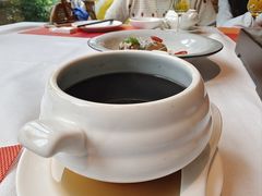 麦冬生熟地炖黑豆-若蘭慈·无国界素食料理(欢乐海岸店)