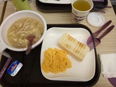 通粉套餐-太兴烧味餐厅(香港机场店)