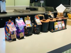 -星巴克臻选(上海中环广场2F店)