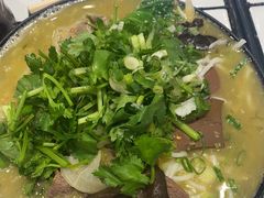 -肥汁米蘭香港米线(长宁来福士店)