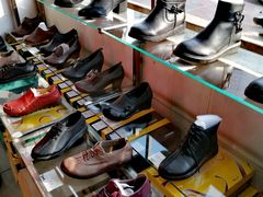 -靓足鞋店(大沽南路店)