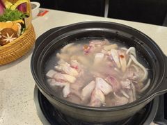 -烹然四季椰子鸡火锅(团结湖总店)