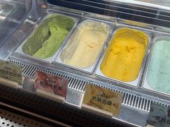 -极拉图·现制冰淇淋(大卫城店)