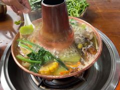 -岳记兴隆·青城腊排铜火锅(融创店)