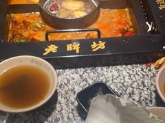 -老牌坊云南鱼豆花火锅(哈西万达店)