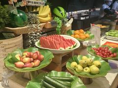 -涨巢·潮玩水疗局