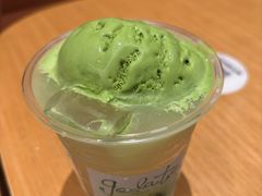 -奈雪的茶(领展中心城店)