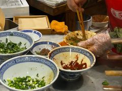 -曾笼笼牛肉饼