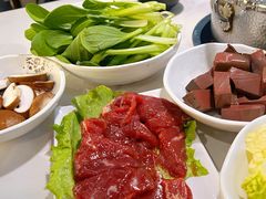 -德林酸菜鱼火锅(南丹店)