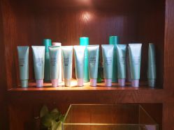 -PE SALON