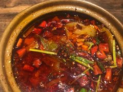 -有红鸡毛店·砂锅菜(抚琴夜市店)