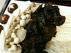 -八宝牛潮汕鲜牛肉火锅(净月店)