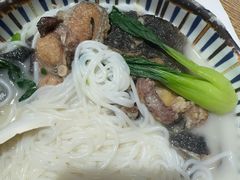 -鲜越鲜鱼粉(财富购物中心店)