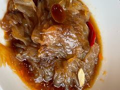 -侬佳蒸菜馆(听潮店)