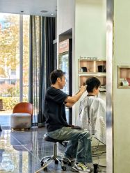 -Z.X HAIR SALON张新美业