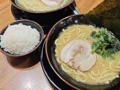 -横浜家系ラーメン壱角家(新宿アルタ裏店)