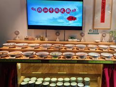 自助调料区-春记潮汕牛肉火锅