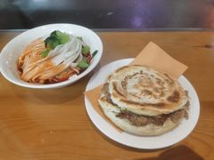 -子午路张记肉夹馍(翠华路店)